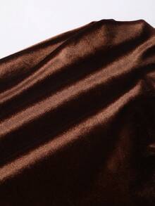 Sweetra 女士秋冬新款时尚百搭柔软天鹅绒两件套，棕色不对称荷叶边长袖上衣和高腰宽松阔腿裤套装 - 棕色 - 查看 4