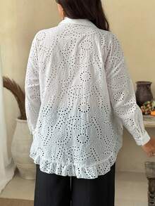 Vionelle 大码女式优雅弧形下摆宽松长袖衬衫，春夏大码衬衫 白色镂空上衣 镂空衬衫 白色长袖衬衫 镂空上衣 女式白色衬衫裙 白色牛仔连衣裙 白色连衣裙 长袖白色镂空连衣裙 白色西式连衣裙 居家办公装 女式上衣和衬衫 女士休闲连衣裙 游艇装 女士惊艳连衣裙 - 白色 - 查看 2