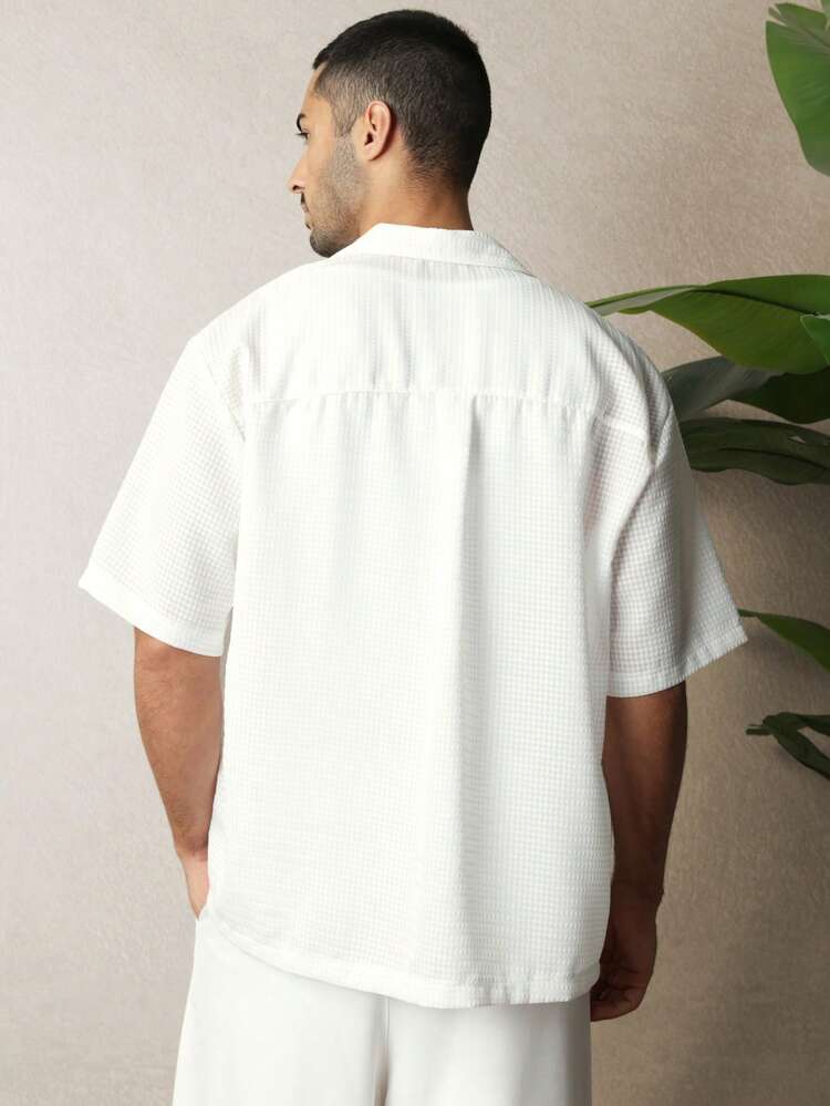 Relaxed Fit Textured Short Sleeve Shirt