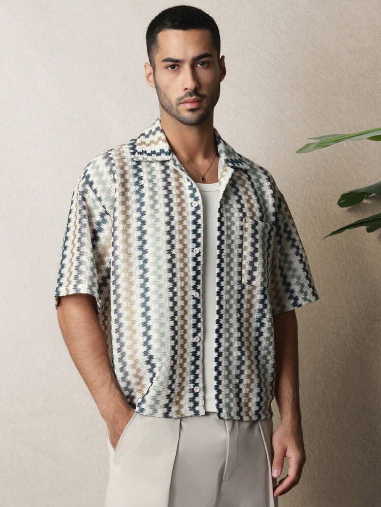 Koszula szydełkowa w stylu boxy z geometrycznym wzorem