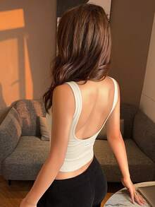 DAZY Minimalist Built-In Padded Backless Letter Graphic Decor Camisole Tank Top For Women, Summer - White - View 9