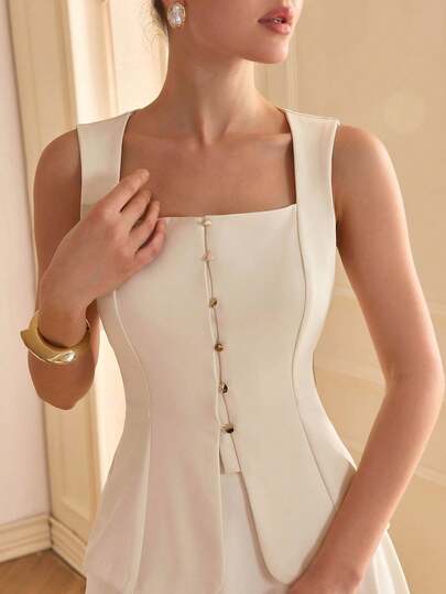 CLARA VERO Women's Square Neck Front Button Waist Sleeveless Blazer