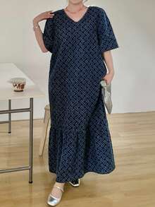 Dazy Plus 时尚V领宽松短袖休闲拼接荷叶边长款牛仔连衣裙，适合大码女性穿着。 - 藍色 - 查看 7