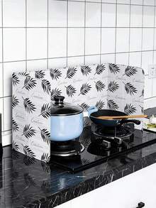 Tấm chắn bắn dầu mỡ thiết yếu cho bếp ga - Tấm lưới gấp gọn chịu nhiệt cho bếp ga, bảo vệ nhà bếp chống dầu mỡ. - Nhiều màu - Xem 3