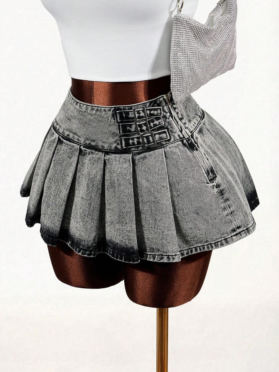 Slaydiva Plus Size Summer Casual Pleated Mini Denim Skirt - Black - View 1