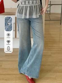 Dazy Plus Women's Pocketed Button Washed Stretchy Slim Fit Jeans With Sequin Decor Flare Leg - Light Wash - View 4