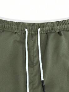 Manfinity Homme 男士成熟休闲多口袋工装裤，适合日常休闲穿着、周末外出、旅行、朋友聚会等场合。这款裤子是男士衣橱中不可或缺的百搭单品，也是送给男友或丈夫的绝佳礼物。 - 軍綠色 - 查看 4