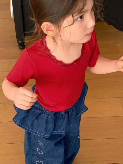 DAZY 女童短袖蕾丝边修身T恤，适合年轻女孩的百搭夏季上衣