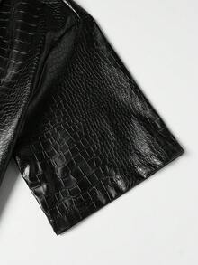 TOKVUE Áo sơ mi nam ngắn tay, chất liệu giả da cá sấu, kiểu dáng ngắn. - màu đen - Xem 5