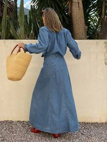 DAZY Bộ đồ denim thanh lịch dành cho nữ, gồm áo sơ mi denim kiểu cung đình và chân váy denim dài. - Rửa trung bình - Xem 5