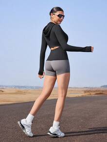 OutZeal 女士运动夹克跑步健身普拉提速干弹力修身拉链连帽运动上衣 - 黑色 - 查看 6