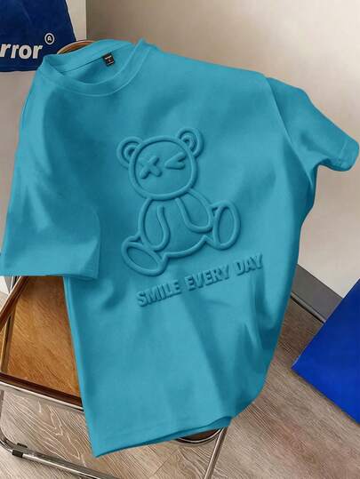 Manfinity Joysei Lake Blue Graphic Letter & Cartoon Bear Embossed Crew Neck T-Shirt For Men