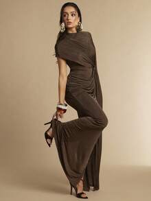 Silquee This Elegant And Romantic One-Piece Neckline Dress Features An Asymmetrical Design With A Draped Waist And A Fitted Silhouette, And The Length Is Just Right. It's A Women's Fitted Maxi Dress In Brown, Suitable For Various Occasions Such As Valentine's Day, Dates, Outings, And Nightclub Parties. Furthermore, It's Also An Elegant Party Dress, Perfect For Parties, Dates, Outings, And Nightclub Parties. Draped Dress Brown Elegant Dress Women - Brown - View 1
