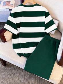 Manfinity Joysei 男士休闲绿白条纹熊猫图案T恤套装（2件装），适合上学、外出、送朋友等场合。 - 綠色 - 查看 2