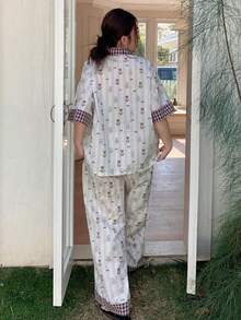 Dazy Plus Plus Size Dropped Shoulder Short Sleeve Button Front Bear Graphic Loose Pajama Set - Khaki - View 7