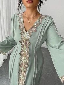 SHEIN PETITE CURVE 优雅花卉蕾丝边长裙，秋冬 - 綠色 - 查看 5