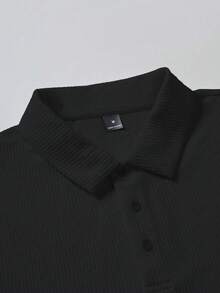 Manfinity Hypemode Men's Solid Color Short Sleeve Casual Commuter Polo Shirt - Black - View 5