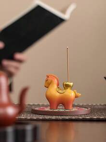 Cirelle “愿你早日致富”香炉，马形香炉，茶宠，中式礼品香炉，茶桌桌面香薰，适合送礼和家居装饰。 - 多色 - 查看 6