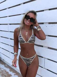 Swim Vcay 2026 Spring/Summer Adjustable Strap Sequin Zebra Striped Triangle Bikini Set With High Cut Thong For Women, Sexy Bikini Set Striped Bikini Bikini 2 Piece Set Zebra Print Bikini Sequin Bikini Bikini Triangle Pattern Bikini Textured Bikini Women Two Piece Sets Swimsuit Vacation Bikini Set High Rise Bikini Set Two Piece Beach Set Stripe Bikini Beach 2 Piece Set - Multicolor - View 4