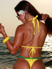 Swim SXY 女士新款巴西国旗元素印花滚边V领露背吊带三角比基尼两件式泳衣，性感，春夏款 - 彩色 - 查看 2