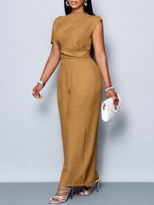 SOLERSUN Off-Shoulder Jumpsuit für Damen Große Größen, vielseitig einsetzbar für alle Jahreszeiten, elegant für den Alltag und Reisen, einfaches Design mit Schulterausschnitt, asymmetrischem Ausschnitt, Schulterfalten, Kurzarm und weitem Bein - Kaffeebraun - Übersicht 4