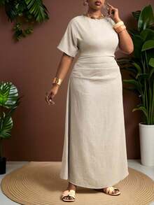 Truni 大码女士休闲简约圆领短袖褶皱中长连衣裙，适合度假和工作穿着，奶油色连衣裙，大码曲线连衣裙，度假装，曲线裸色连衣裙，大码连衣裙，曲线夏季连衣裙，优雅连衣裙，长款曲线优雅连衣裙，收腹连衣裙，遮肚连衣裙，适合曲线高挑曲线女性的早午餐穿搭，适合梨形和三角形身材 - 彩色 - 查看 3