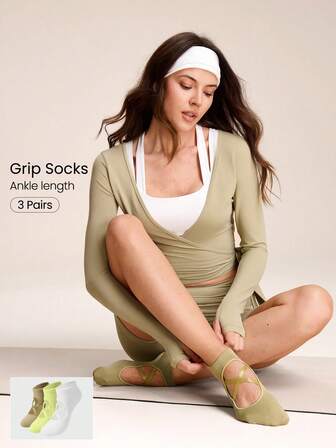 GLOWMODE 3 pares de calcetines negros antideslizantes con correas sin costuras para yoga y pilates