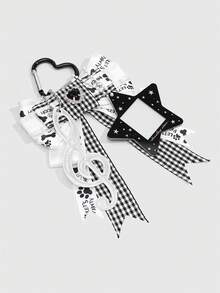 ROMWE 1 Pc Y2K Style Musical Note And Star Keychain, Subculture Musical Note Bag Charm,Anime Style Grid Bowknot Pendant, Suitable For Back To Teenagers And Student Keychain Accessories. - White Black - View 5