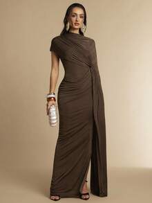 Silquee This Elegant And Romantic One-Piece Neckline Dress Features An Asymmetrical Design With A Draped Waist And A Fitted Silhouette, And The Length Is Just Right. It's A Women's Fitted Maxi Dress In Brown, Suitable For Various Occasions Such As Valentine's Day, Dates, Outings, And Nightclub Parties. Furthermore, It's Also An Elegant Party Dress, Perfect For Parties, Dates, Outings, And Nightclub Parties. Draped Dress Brown Elegant Dress Women - Brown - View 5