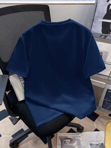 Manfinity Joysei Áo thun nam màu xanh hải quân, in chữ nổi, dáng ôm. - Màu xanh hải quân - Xem 5