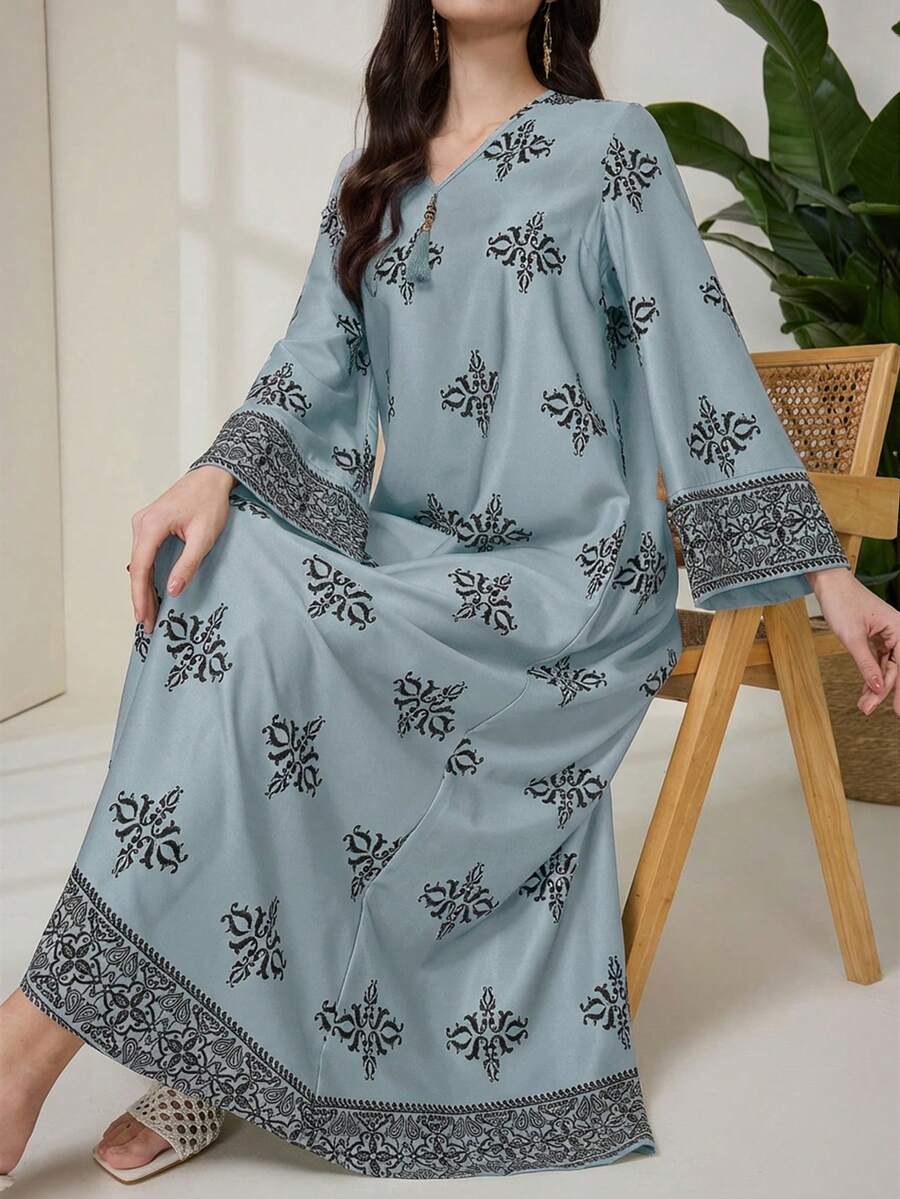 Al Najma 女士优雅度假风印花V领流苏装饰喇叭袖宽松阿拉伯连衣裙，春秋季 - 綠色 - 查看 1