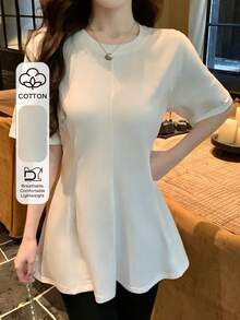 DAZY Camiseta casual de verano para mujer con cuello redondo, cintura ceñida y bajo en línea A, de manga corta - Blanco - Ver 1