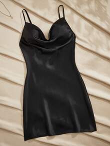 Charlaine Camisón elegante de mujer con escote en pico de unicolor - Negro - Ver 3