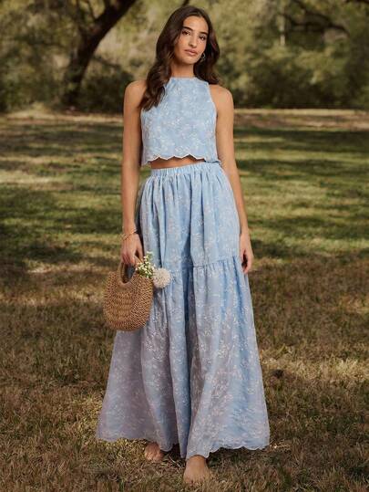 Enchnt Conjunto de dos piezas de mujer, vestido de verano compuesto por un chaleco con bordado floral exquisito y una falda larga en tono azul pastel, diseño romántico y elegante para vacaciones, citas, fiestas, graduación, invitada de boda y playa.