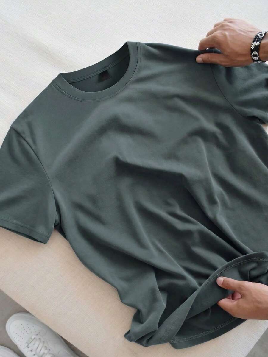 Manfinity EZcore Plus Size Men's Solid Color Casual Versatile Short Sleeve T-Shirt, Summer - Green - View 1