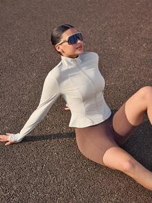 OutZeal Women Sun-Proof Jacket Daily Casual Travel Summer Cool Touch UV Protection Mermaid Hem With Thumb Hole - Khaki - View 8