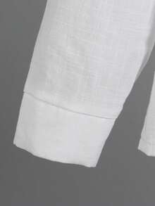 Áo sơ mi dài tay cài cúc kiểu quý ông màu trắng cho bé trai, chất liệu vải dệt sợi cotton pha tre, cổ áo thiết kế cổ điển, 5 cúc trắng phía trước, logo cầu thủ polo thêu ở ngực trái, thích hợp cho các hoạt động thường ngày, nghỉ lễ, dã ngoại, có thể phối cùng áo vest và quần tây. - trắng - Xem 5