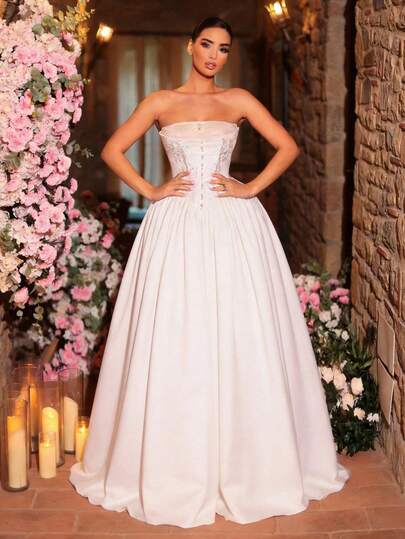 Glamrae Elegant Vintage Luxury Romantic French Lace Embroidery Off-Shoulder Double-Layer Collar Applique Boned Shaping A-Line Hem Formal Ladies Wedding Gown, Banquet Dress, Guest Banquet Dress Bustier Dress White Corset Dress Wedding Dress White Reception Dress For Bride