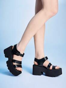 Sugerpunk Giày sandal đế xuồng phong cách Punk dành cho nữ, giày chiến binh La Mã cổ điển Gothic với quai đôi màu tối và khóa kim loại co giãn. - màu đen - Xem 6