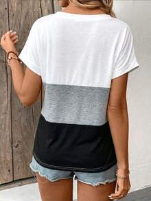 Lymera Camiseta feminina casual com decote em V e estampa patchwork, versátil para o trabalho e uso diário, primavera/verão. - Multicolorido - Ver 2