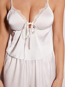 Slumberist 性感女士蕾丝V领吊带背心和阔腿裤家居服套装，时尚休闲家居服 - 白色 - 查看 2