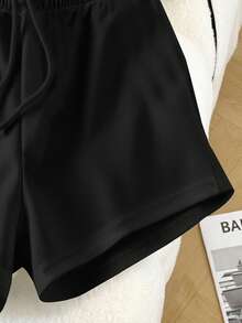 Resyla 夏季休闲纯色常规肩部宽松T恤和短裤套装 - 黑色 - 查看 3