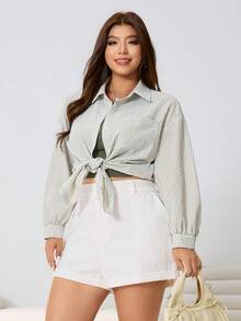 SHEIN EZwear مجموعة ربيعية/صيفية جديدة من قميص كاجوال فضفاض مخطط، سترة صدرية مضفرة خضراء وشورت جينز فضفاض قطني ذو ملمس قطني 3 قطع، مجموعة ملابس مرنة مقاس كبير للنساء لكل المناسبات، التنقل، الحفلات، مهرجانات الموسيقى، العودة للمدرسة، العطلات، الملابس الشارعية، الملابس المنزلية، التجول في المدينة - متعدد الألوان - مشاهدة 8