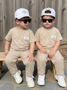 Bubblio 2pcs/Set Young Boys' Casual Comfortable Versatile Cartoon Print Short Sleeve T-Shirt And Pants Set,Kids - Khaki - View 1