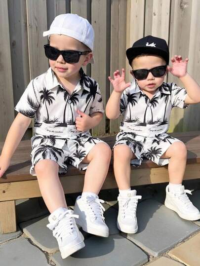 SHEIN 2件套男童休闲校服/度假印花衬衫短裤套装，适合通勤、上学、日常休闲穿着、运动、春夏穿着