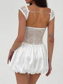 Aloruh 女士露背撞色蕾丝纯白色连衣裙，性感迷人，适合婚礼、度假、约会等场合。 - 白色 - 查看 2