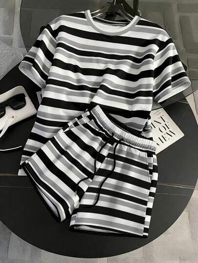 SHEIN Women's Casual Striped Print T-Shirt And Shorts 2 Pieces Set, Summer