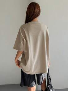 DAZY Áo thun nữ cổ tròn, vai rớt, in hình bướm, dáng rộng, phong cách thường ngày. - Màu be - Xem 4