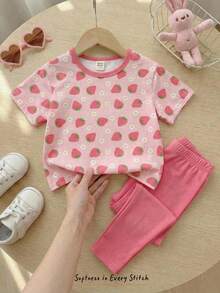 Cozy Pixies Conjunto de 2 piezas de top de manga corta de cuello redondo suave y pantalones de cintura elástica con estampado de fresa para bebé niña - Rosa - Ver 11