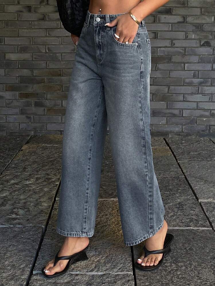 Women's Straight Leg Cropped Casual Jeans